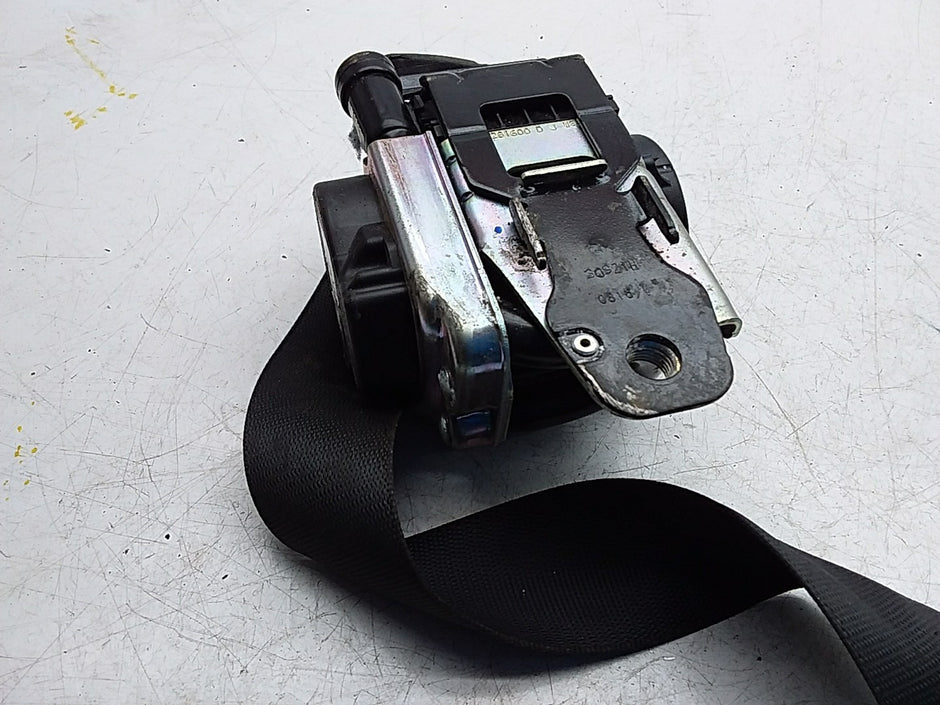 MERCEDES C-CLASS W205 SEAT BELT REAR RIGHT DRIVER SIDE A2058604085 FMS279 OSR