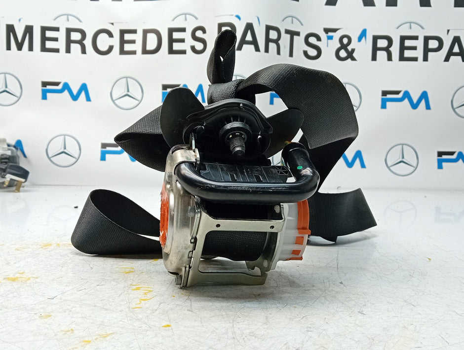 MERCEDES A CLASS  FRONT LEFT SEAT BELT WITH PRETENSIONER A1778600700 FMS64 NSF