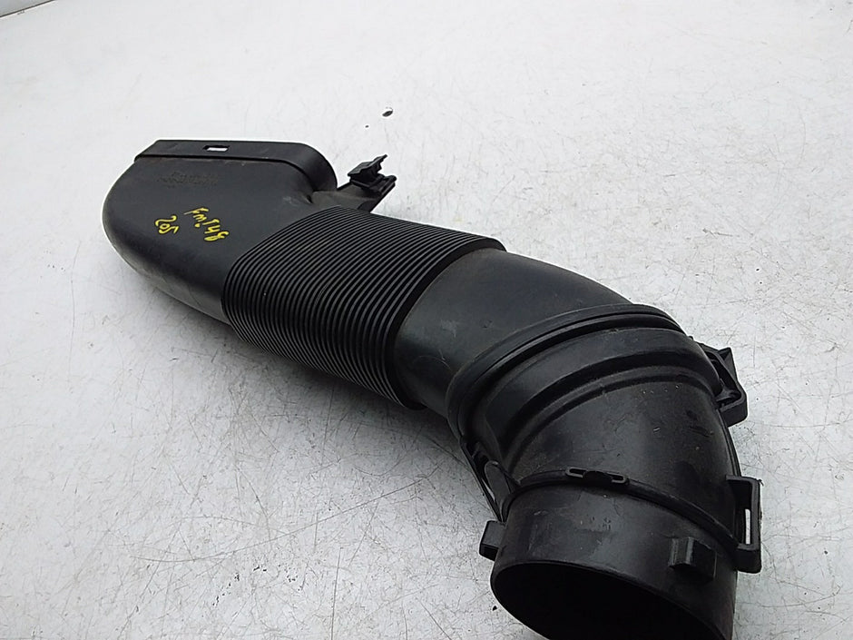 MERCEDES BENZ C-CLASS W205 AIR INTAKE TUBE A6510903242 FMI48