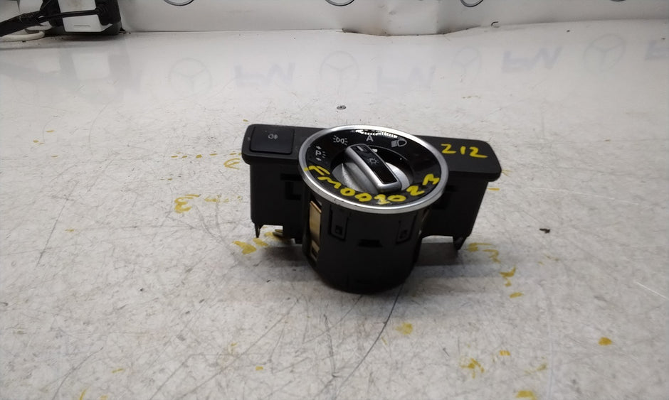 MERCEDES E-CLASS W212 HEADLIGHT CONTROL SWITCH 2012 A2129056800 FM001023