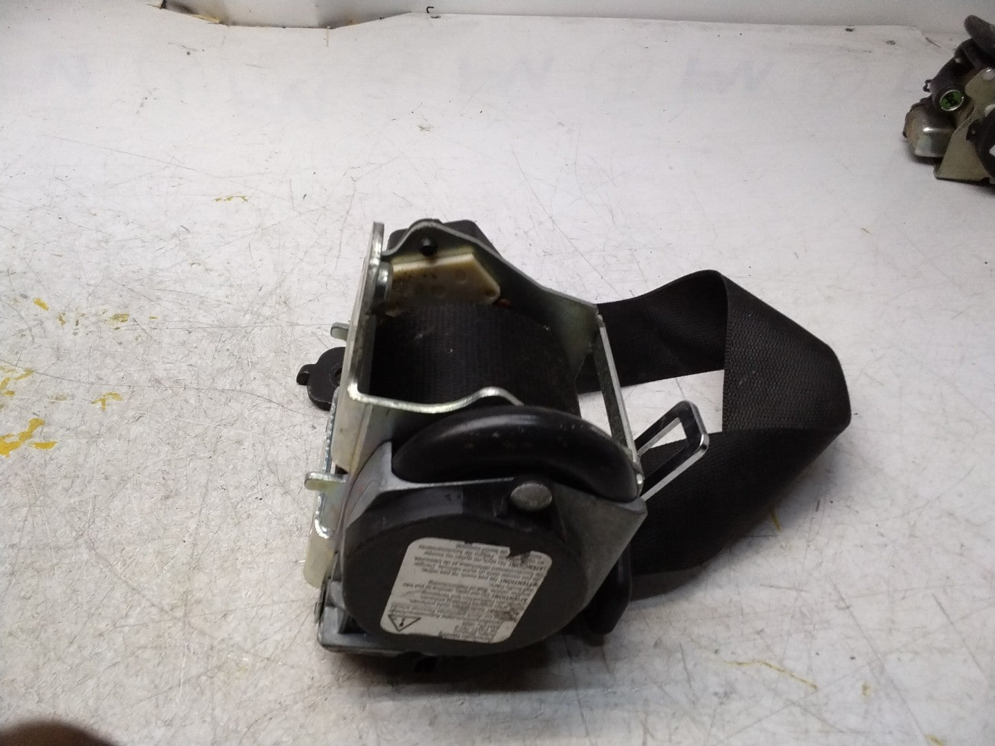 MERCEDES E CLASS SEAT BELT REAR RIGHT AND LEFT A2078602385 C207 FMS453 NSR OSR