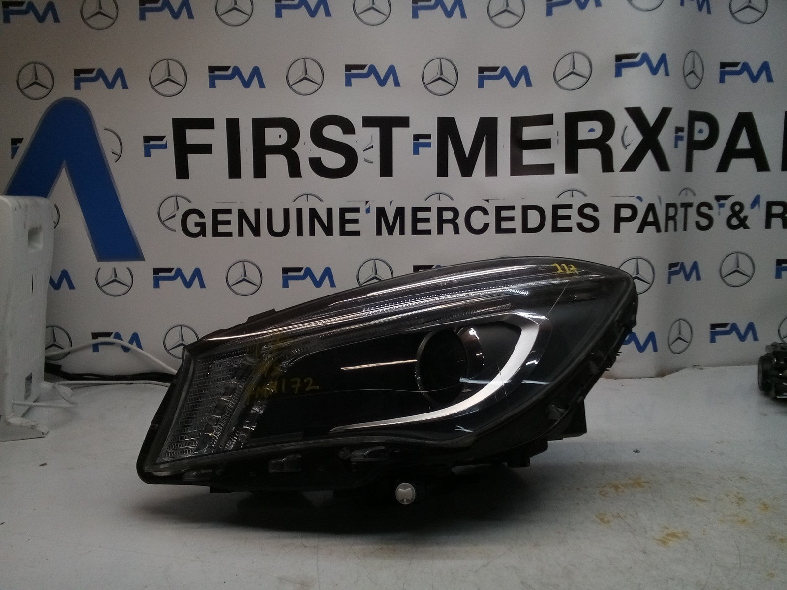 MERCEDES CLA W117 HEADLIGHT PASSENGER NS LEFT A1179065300 2015 FMH172