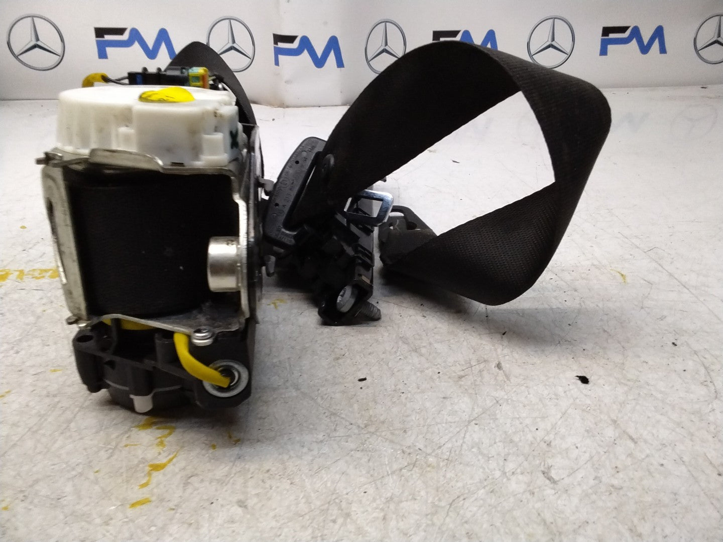 MERCEDES E-CLASS W213 DSL AUTO SEAT BELT FRONT RIGHT A2138605600 FMS426 OSF