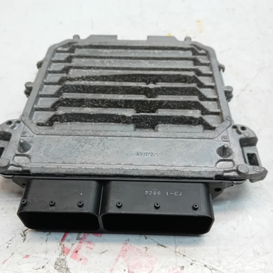 MERCEDES  C-CLASS 2015 ENGINE  ECU CONTROL MODULE A2749002900 FM00812