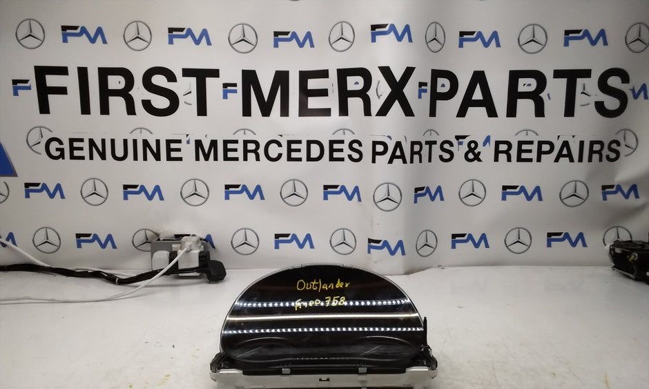 MITSUBISHI OUTLANDER 8100C544 SPEEDOMETER INSTRUMENT CLUSTER FM00758