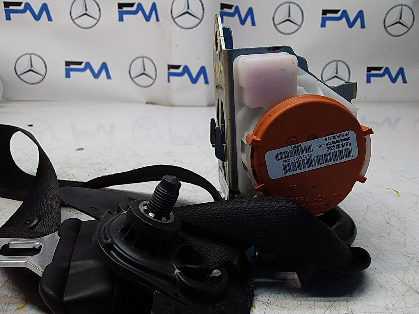 MERCEDES A CLASS  FRONT RIGHT SEAT BELT WITH PRETENSIONER A1778600800 FMS50 OSF