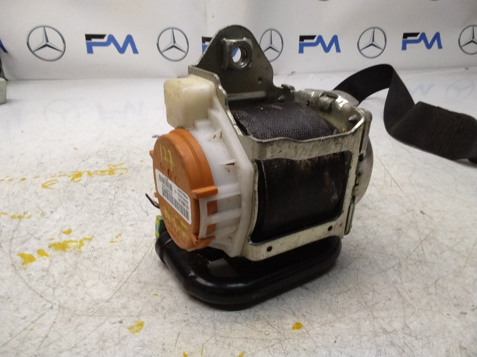 MERCEDES A CLASS  FRONT LEFT SEAT BELT WITH PRETENSIONER A1778600700 FMS186 NSF