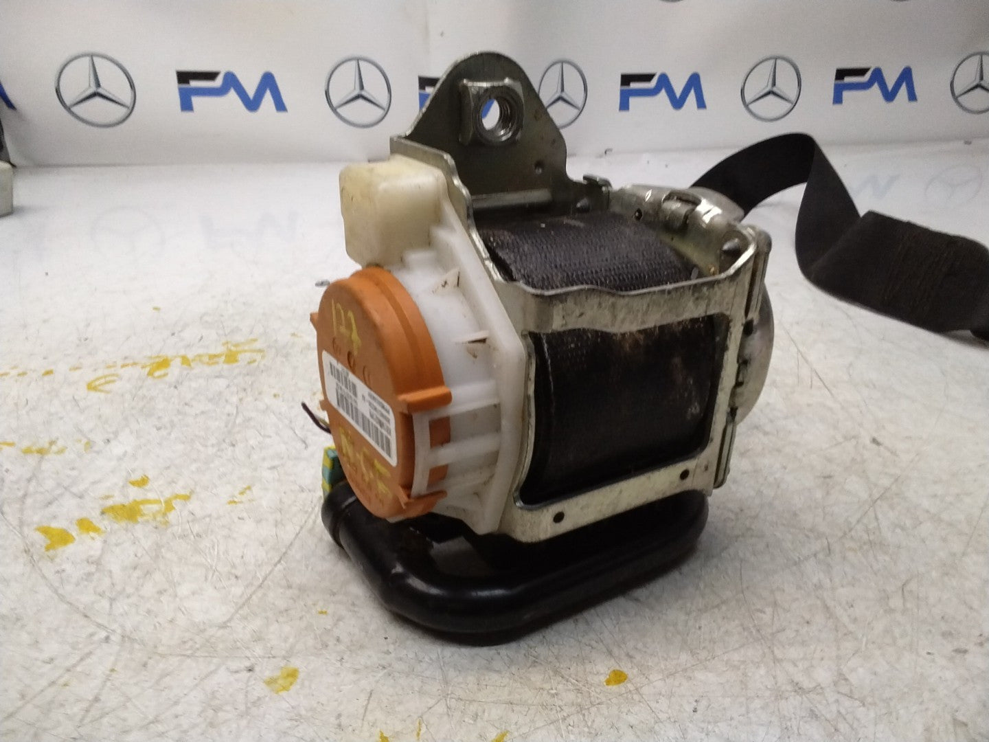 MERCEDES A CLASS  FRONT LEFT SEAT BELT WITH PRETENSIONER A1778600700 FMS186 NSF