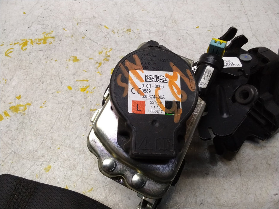 MERCEDES-BENZ W205 C CLASS FRONT LEFT PASSENGER SEATBELT A2058605185 FMS338 NSF