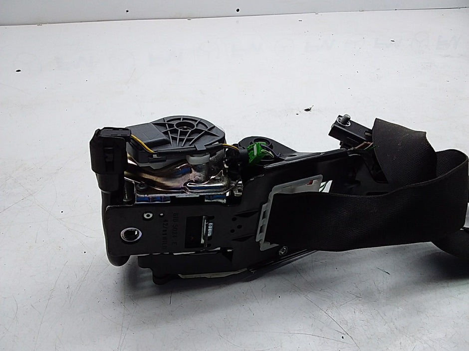 MERCEDES C-CLASS W204 SEAT BELT FRONT LEFT PASSENGER SIDE A2048602385 FMS218 NSF