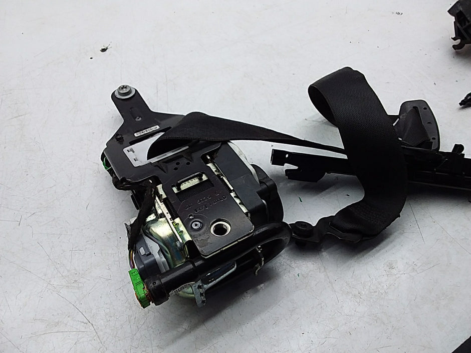 MERCEDES C-CLASS W204 SEAT BELT FRONT RIGHT DRIVER SIDE A2048602286 FMS237 OSF