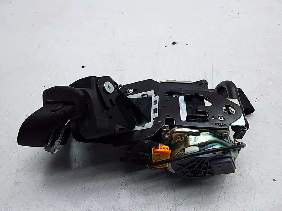 MERCEDES E-CLASS W238 SEAT BELT FRONT LEFT PASSENGER SIDE A2388602800 FMS260 NSF
