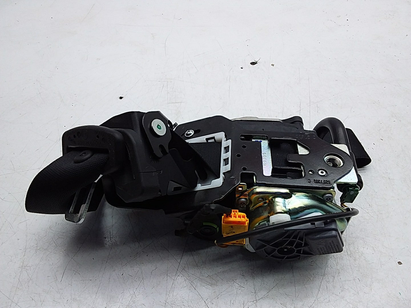 MERCEDES E-CLASS W238 SEAT BELT FRONT LEFT PASSENGER SIDE A2388602800 FMS260 NSF