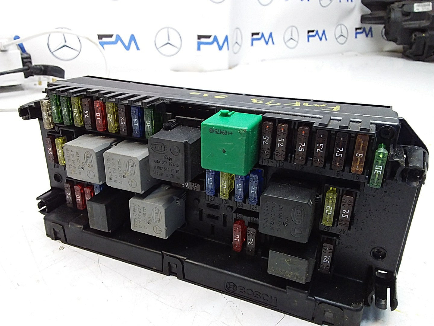 Mercedes E-CLASS W212 Fuse  Box RELAY A2129000006 FMF98