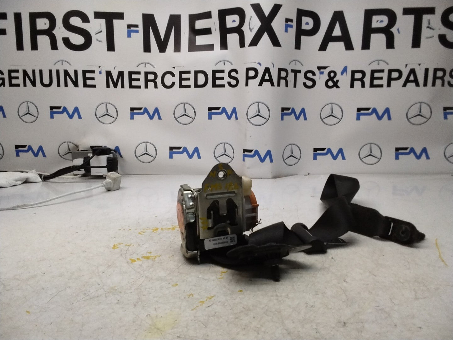 MERCEDES A CLASS  FRONT LEFT SEAT BELT WITH PRETENSIONER A1778600700 FMS186 NSF