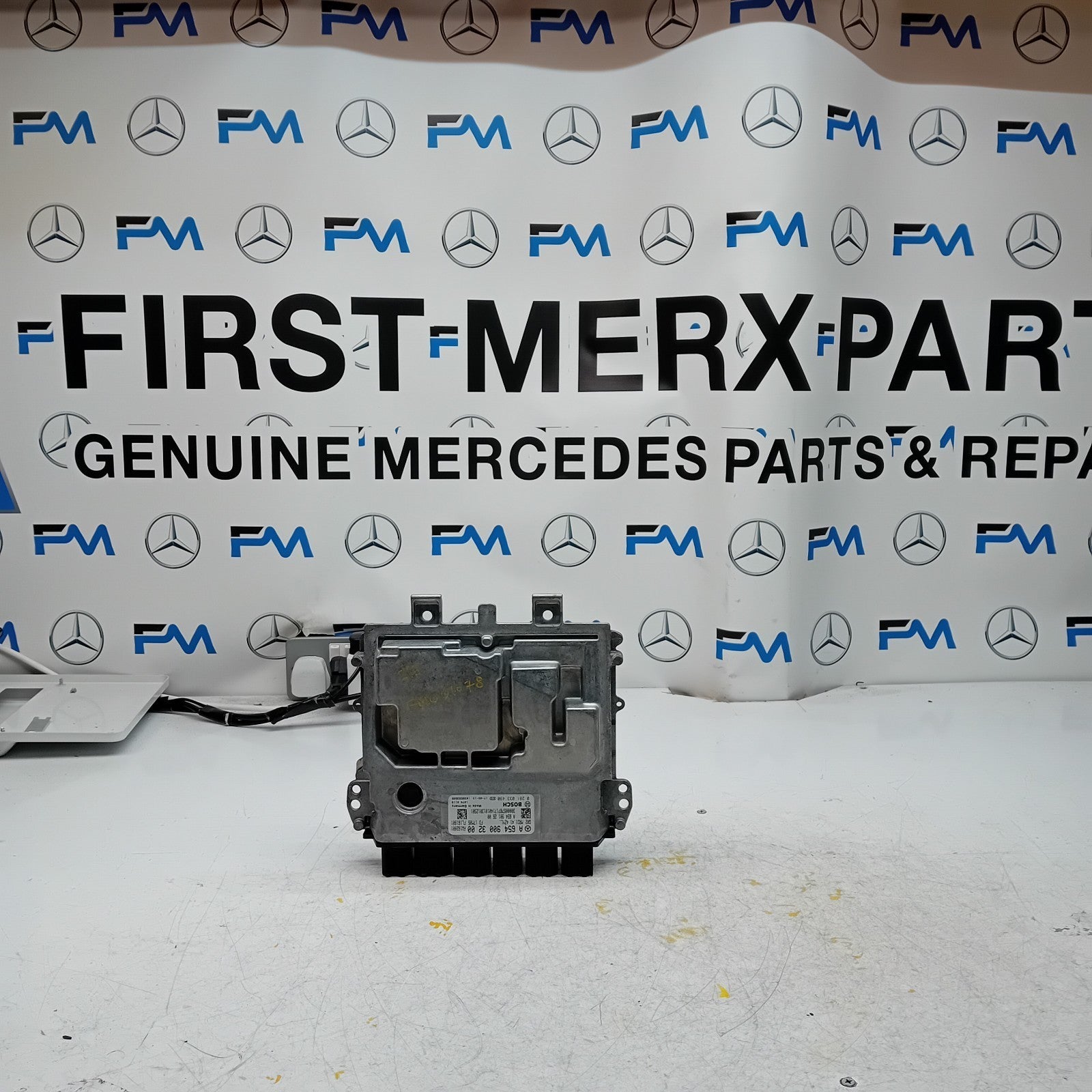 MERCEDES E-CLASS W213 ENGINE  ECU CONTROL MODULE A6549003200 FM001078