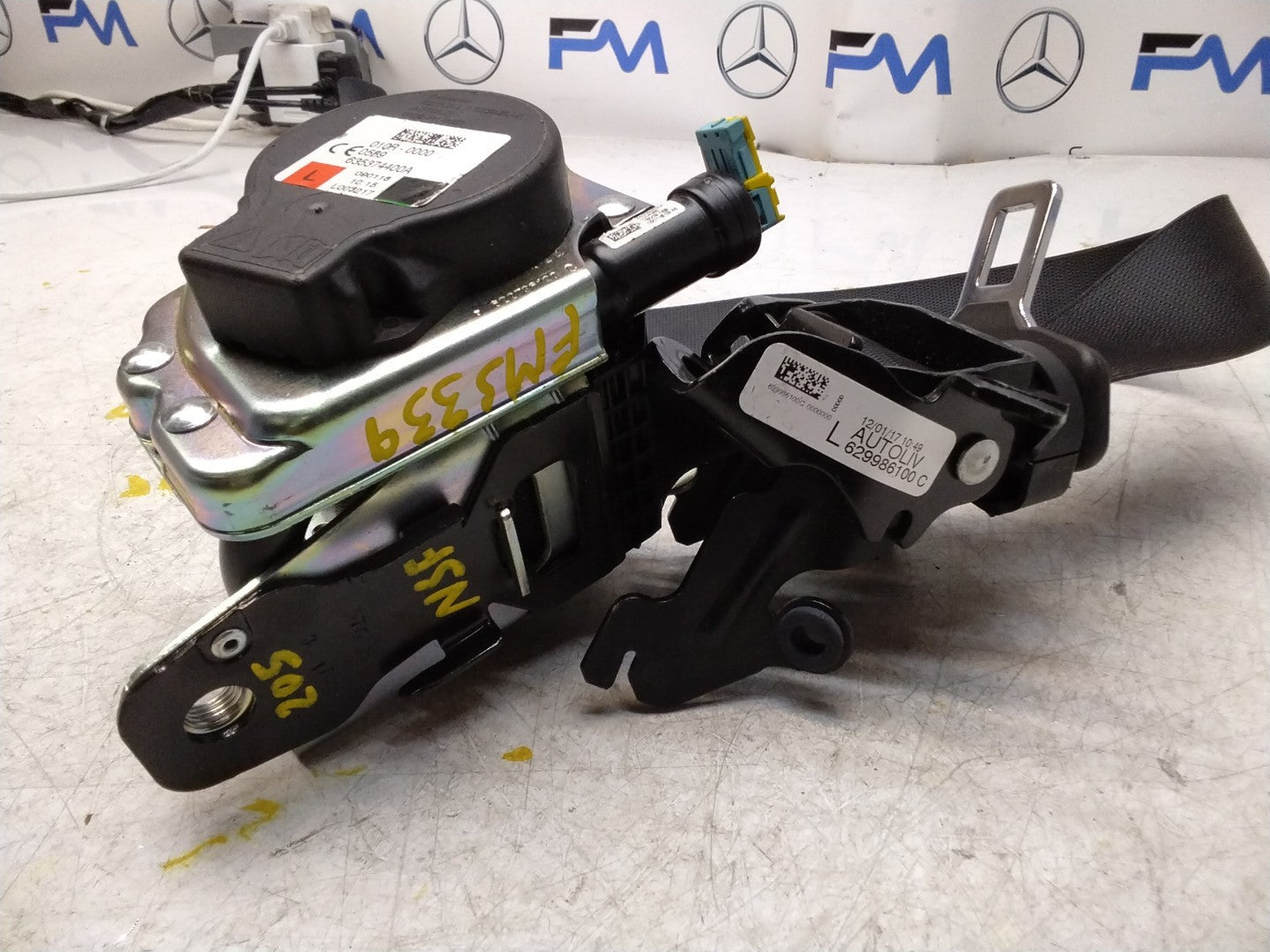 MERCEDES-BENZ W205 C CLASS FRONT LEFT PASSENGER SEATBELT A2058605185 FMS339 NSF