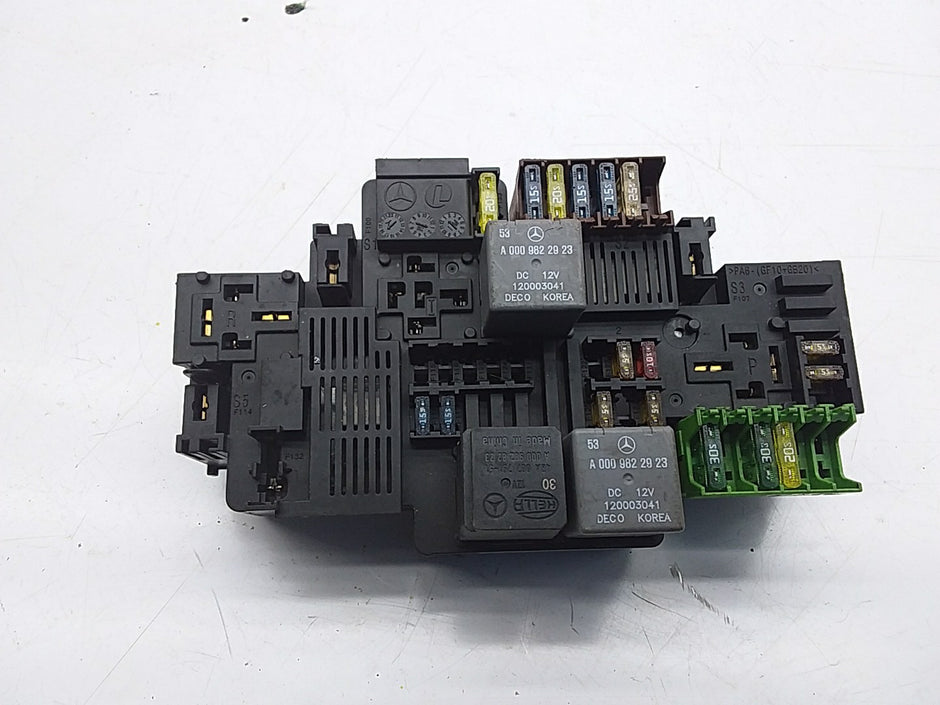 MERCEDES E CLASS FUSE RELAY BOX A2139062202 W213 2016 ONWARDS FMF49