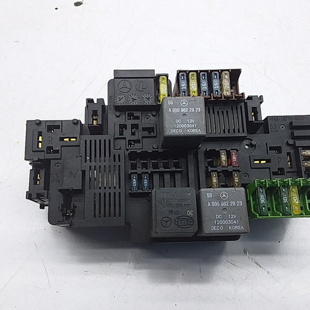 MERCEDES E CLASS FUSE RELAY BOX A2139062202 W213 2016 ONWARDS FMF49