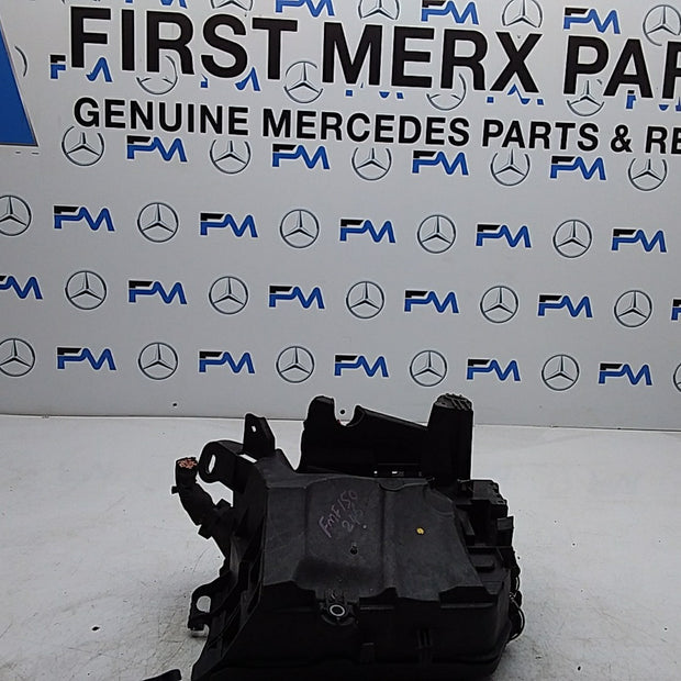 Mercedes B-CLASS  W246 Fuse Relay Junction Box  FMF150 A2469980601