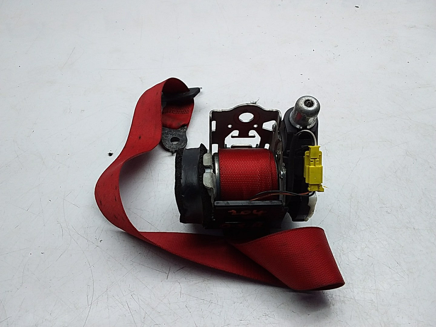 MERCEDES C-CLASS W204 SEAT BELT REAR LEFT DRIVER SIDE A2048602886 FMS227 OSR