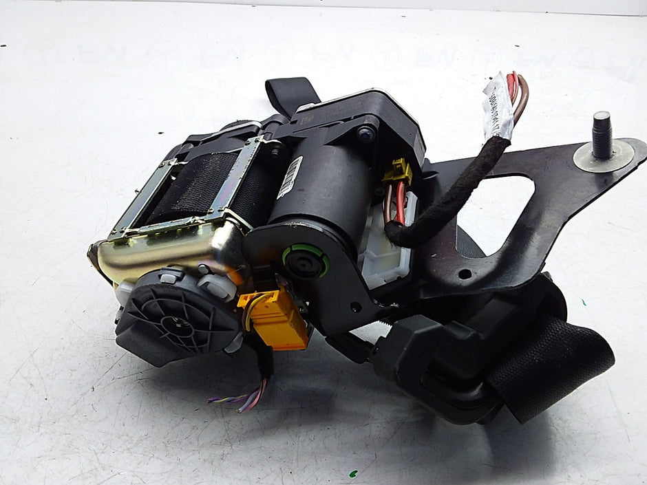 MERCEDES E-CLASS W238 SEAT BELT FRONT LEFT PASSENGER SIDE A2388602800 FMS266 NSF