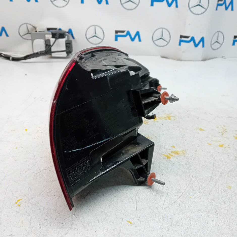 MERCEDES GLE W167 PASSENGER SIDE NS REAR TAIL LIGHT A1679060907 FMT221