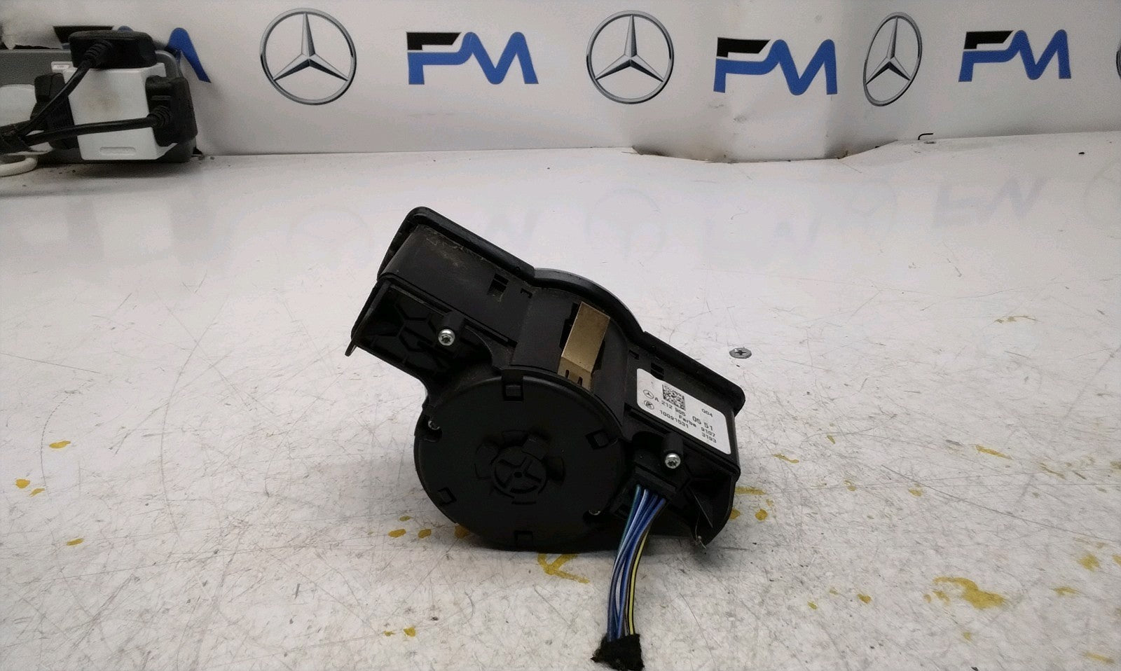 MERCEDES E-CLASS W212 HEADLIGHT CONTROL SWITCH 2012 A2129050551 FM001022