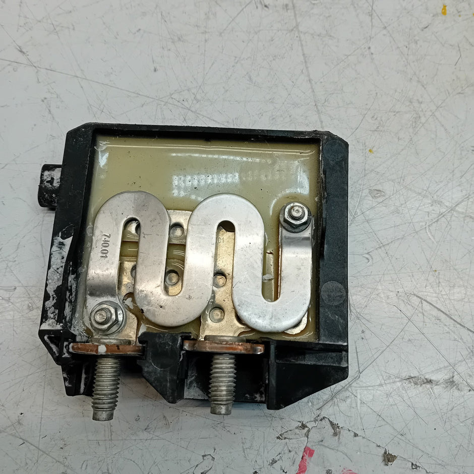 MERCEDES  C E CLASS W205 W213 NEGATIVE BATTERY CLAM TERMINAL A0009061505 FM00817