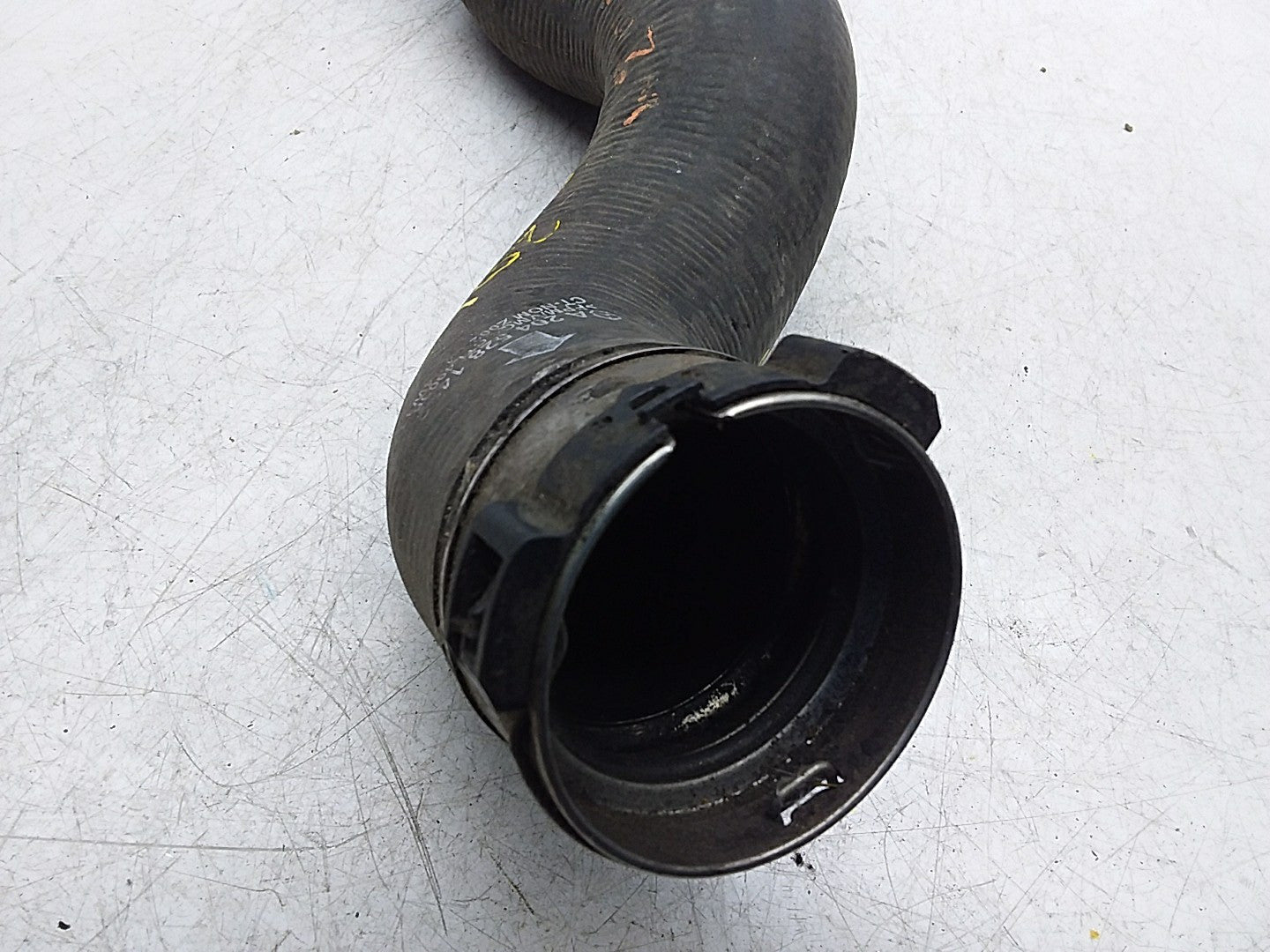 MERCEDES BENZ C-CLASS W204 AIR INTAKE TUBE A2045281482 FMI56