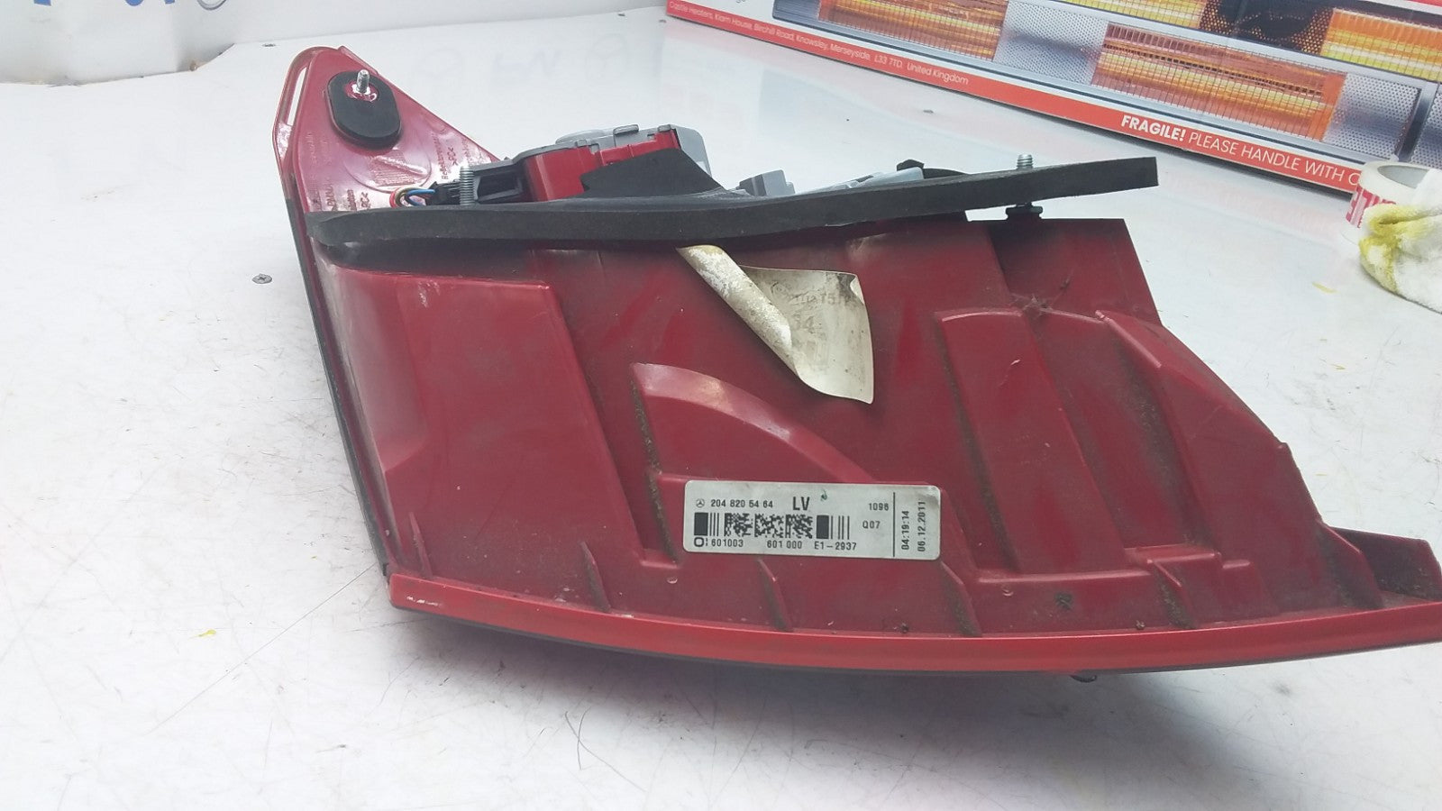 MERCEDES C-CLASS W204 PASSENGER SIDE NS REAR TAIL LIGHT A2048205464 2011 FMT106