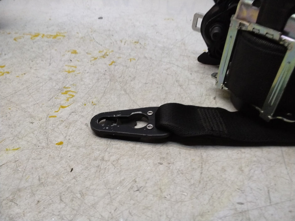MERCEDES C-CLASS W205 SEAT BELT LEFT PASSENGER SIDE A2058600185 FMS295 NSF