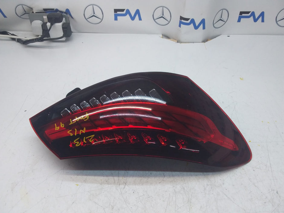 MERCEDES E-CLASS W213 PASSENGER SIDE NS REAR TAIL LIGHT A2139065709 2022 FMT99