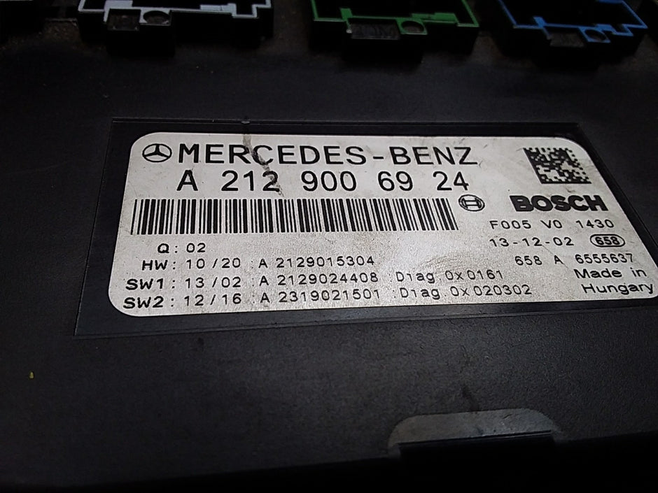 Mercedes E-CLASS W212 Fuse  Box RELAY A2129006924 FMF95