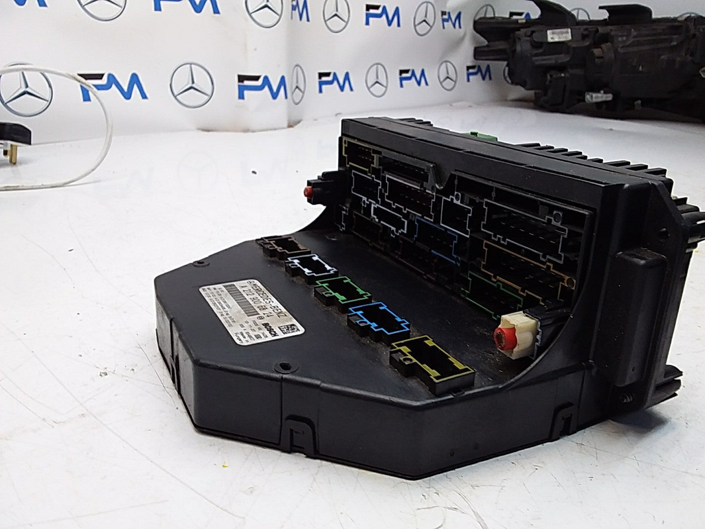 Mercedes E-CLASS W212 Fuse  Box RELAY A2129006824 FMF97