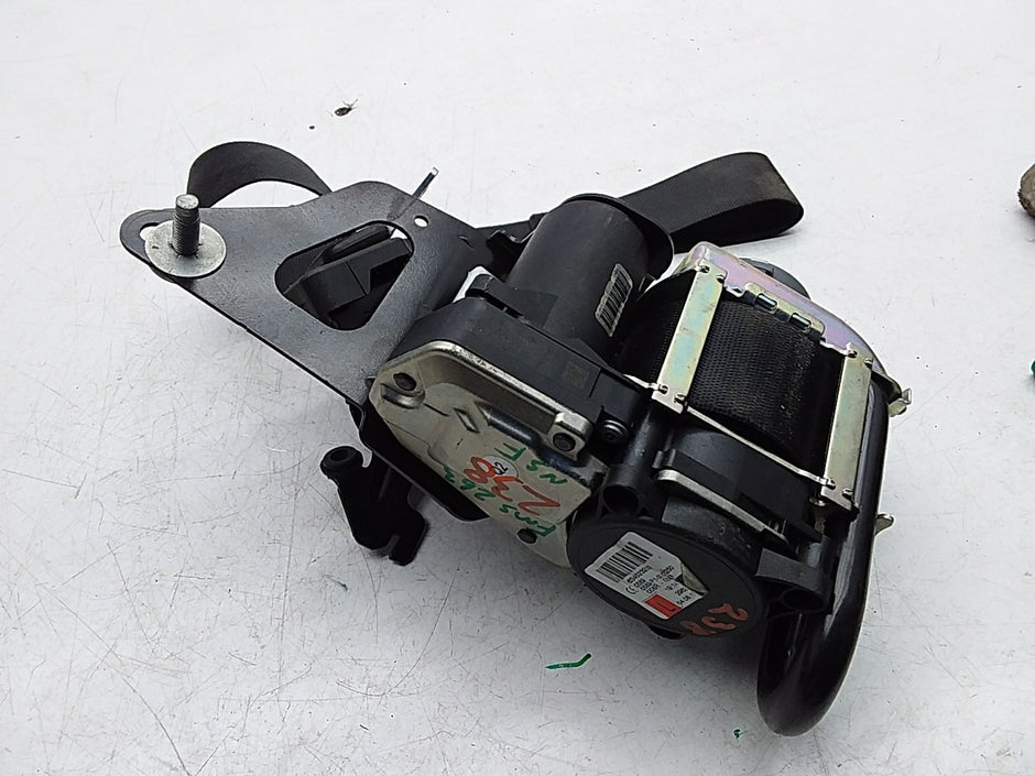 MERCEDES E-CLASS W238 SEAT BELT FRONT LEFT PASSENGER SIDE A2388602800 FMS263 NSF