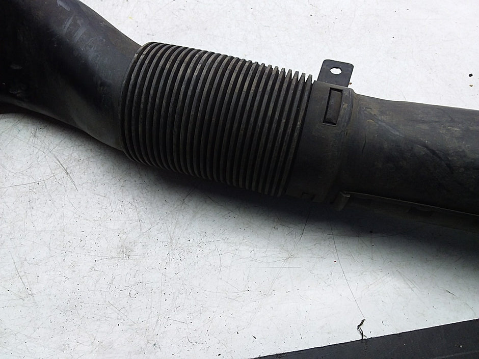 MERCEDES-BENZ E-CLASS A212 AIR INTAKE TUBE A6510903437 FMI02