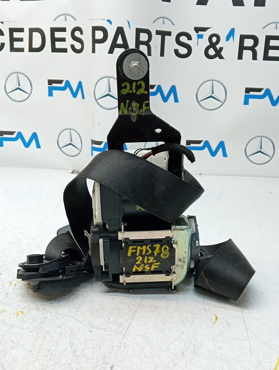 MERCEDES E CLASS W212  SEAT BELT FRONT LEFT PASSENGER SIDE A2128608585 FMS78 NSF