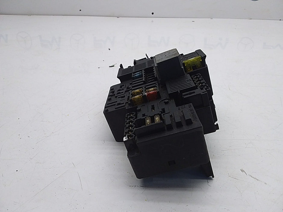 MERCEDES E CLASS FUSE RELAY BOX A2139062202 W213 2016 ONWARDS FMF55