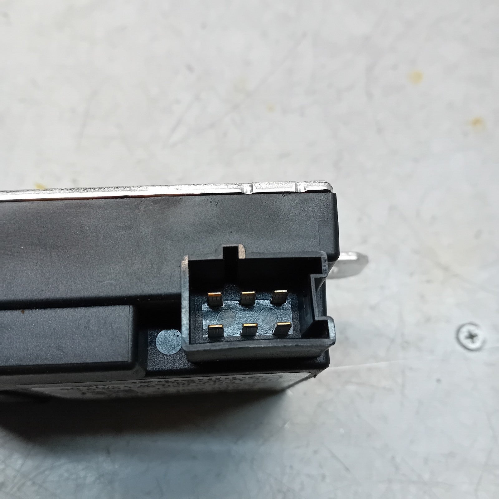 MERCEDES C-CLASS W205 FUEL PUMP CONTROL MODULE A0009003206 FM00916