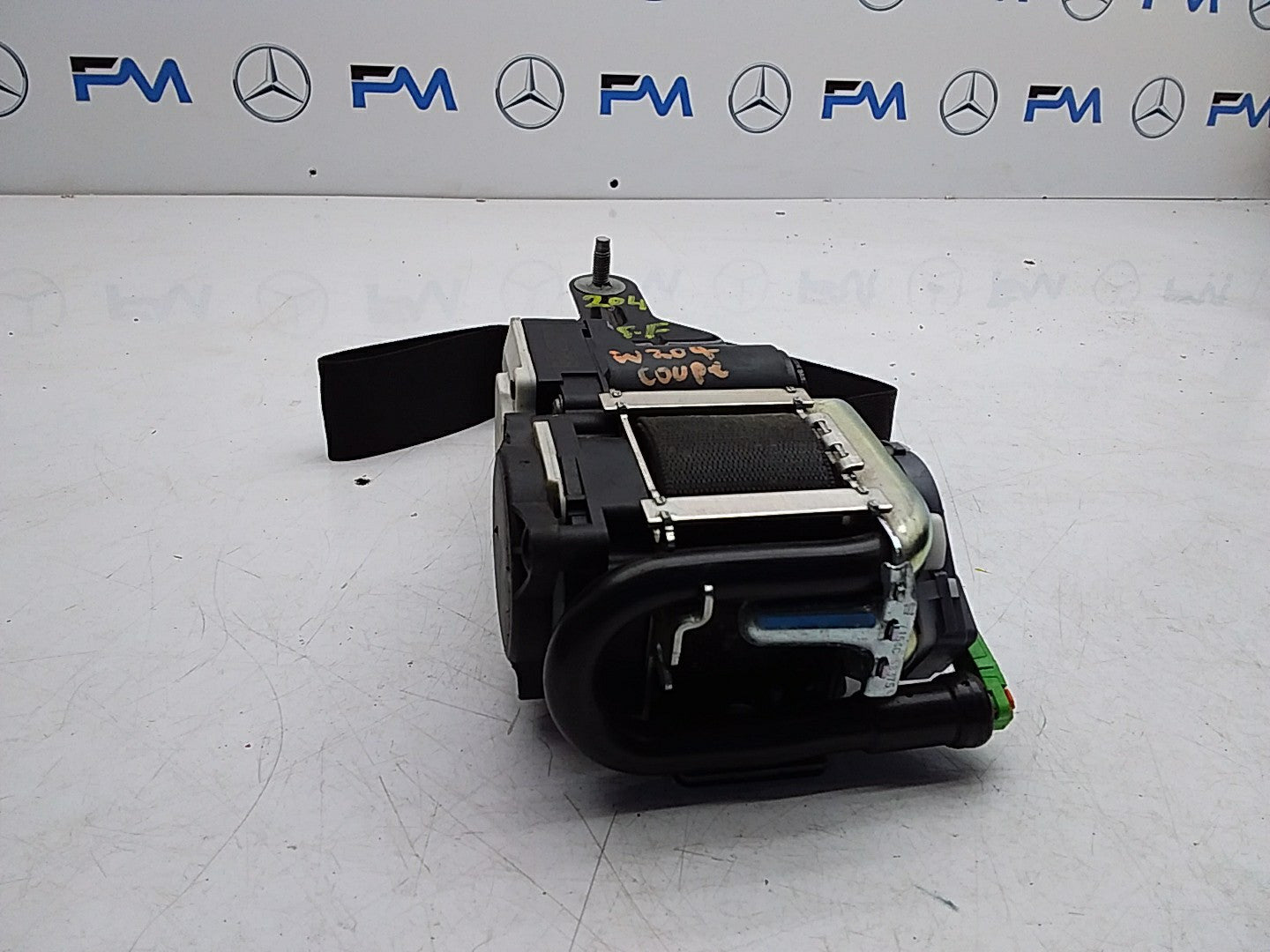 MERCEDES C-CLASS W204 SEAT BELT FRONT LEFT PASSENGER SIDE A2048601585 FMS225 NSF