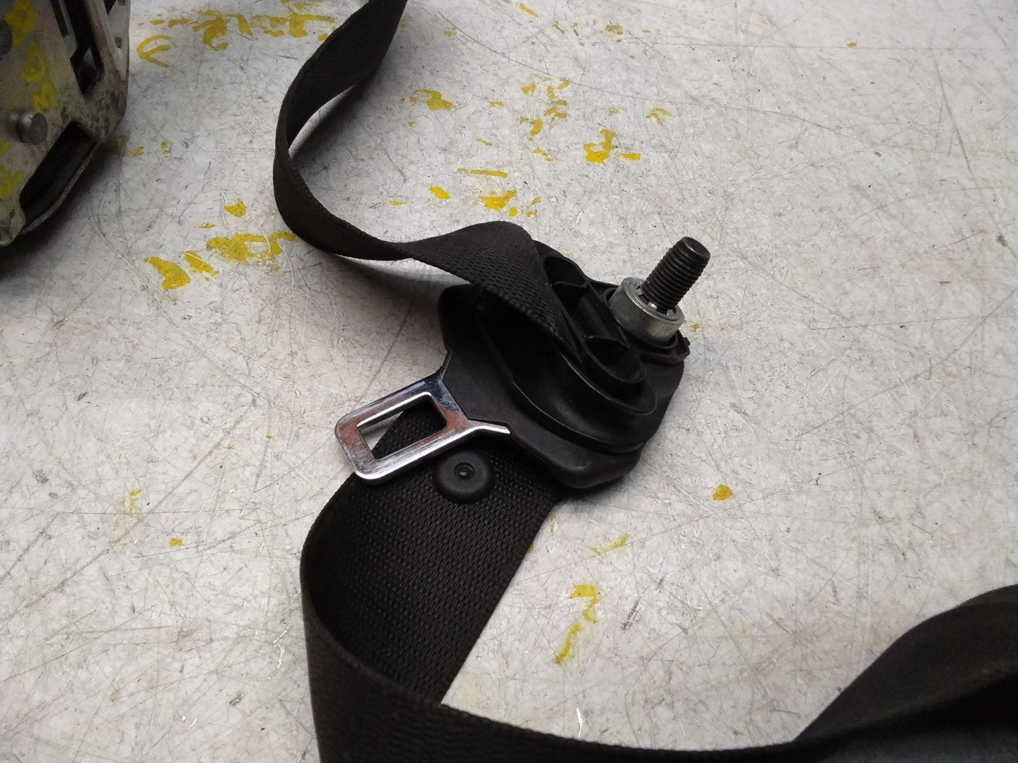 MERCEDES GLE W166 SEAT BELT REAR RIGHT DRIVER SIDE A1668603285 FMS368 OSR
