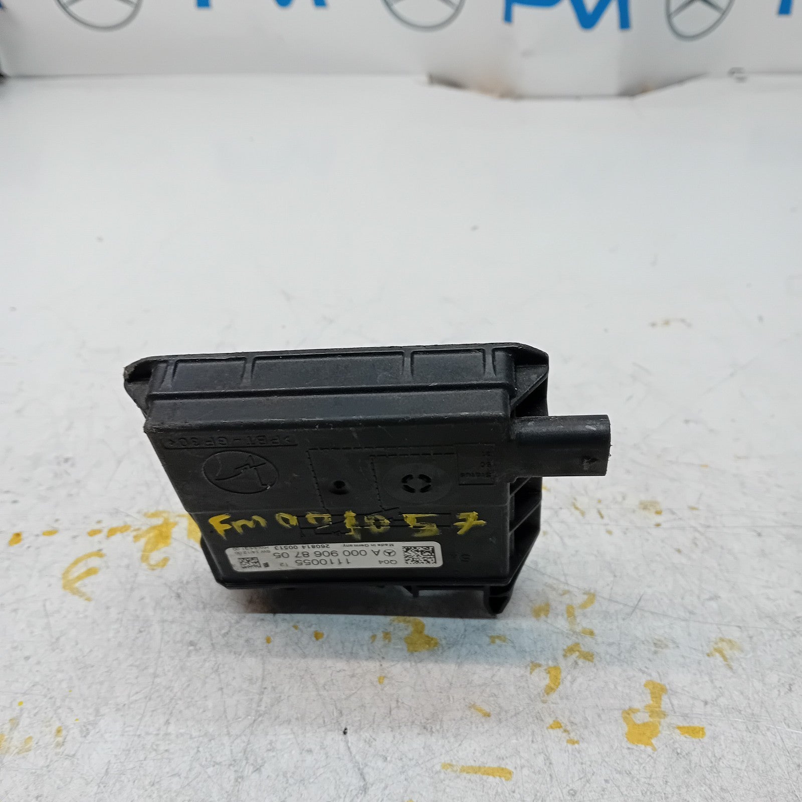 MERCEDES  C CLASS W205 W213 NEGATIVE BATTERY CLAM TERMINAL A0009068705 FM001057
