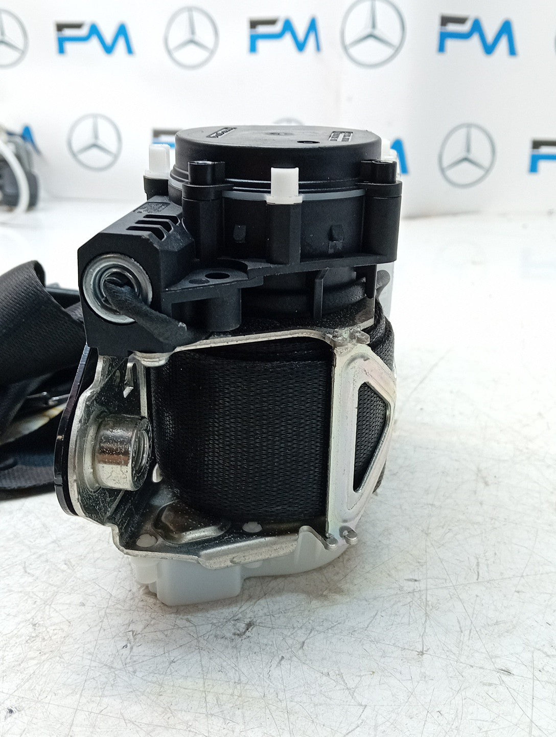 MERCEDES E220 SEAT BELT A2138605600 FRONT RIGHT DSL AUTO W213 ESTATE FMS92 OSF