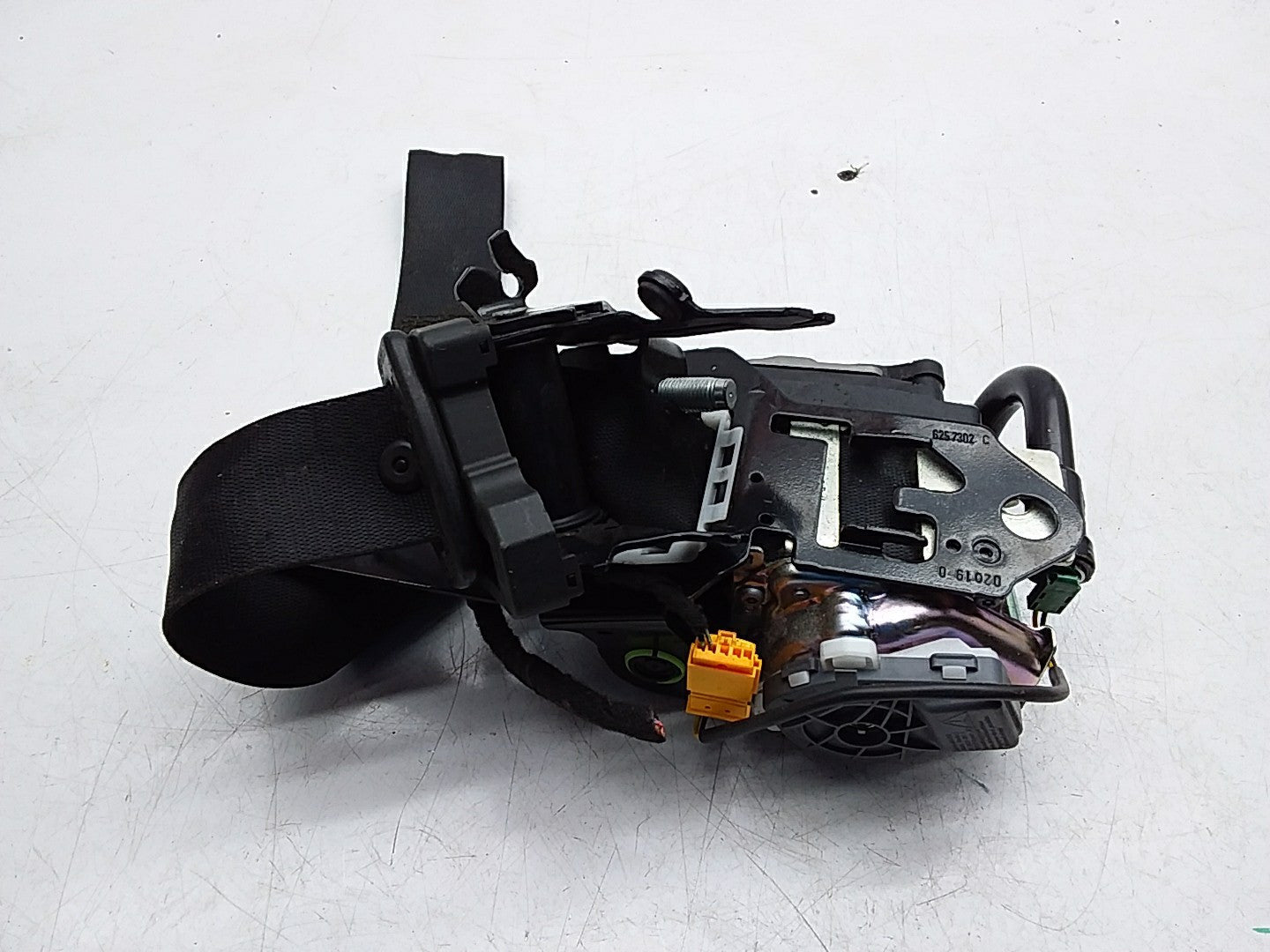 MERCEDES E-CLASS W238 SEAT BELT FRONT RIGHT DRIVER SIDE A2388602900 FMS248 OSF