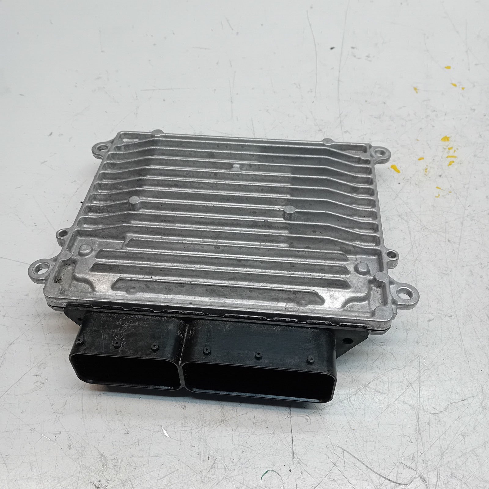 MERCEDES  A-CLASS W177 2018 ENGINE  ECU CONTROL MODULE A2829006700 FM00813