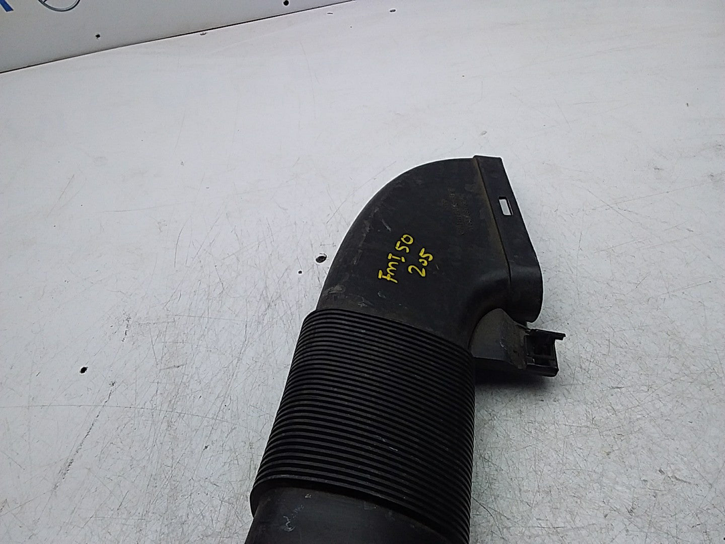 MERCEDES BENZ C-CLASS W205 AIR INTAKE TUBE A6510903242 FMI50 (DAMAGED)