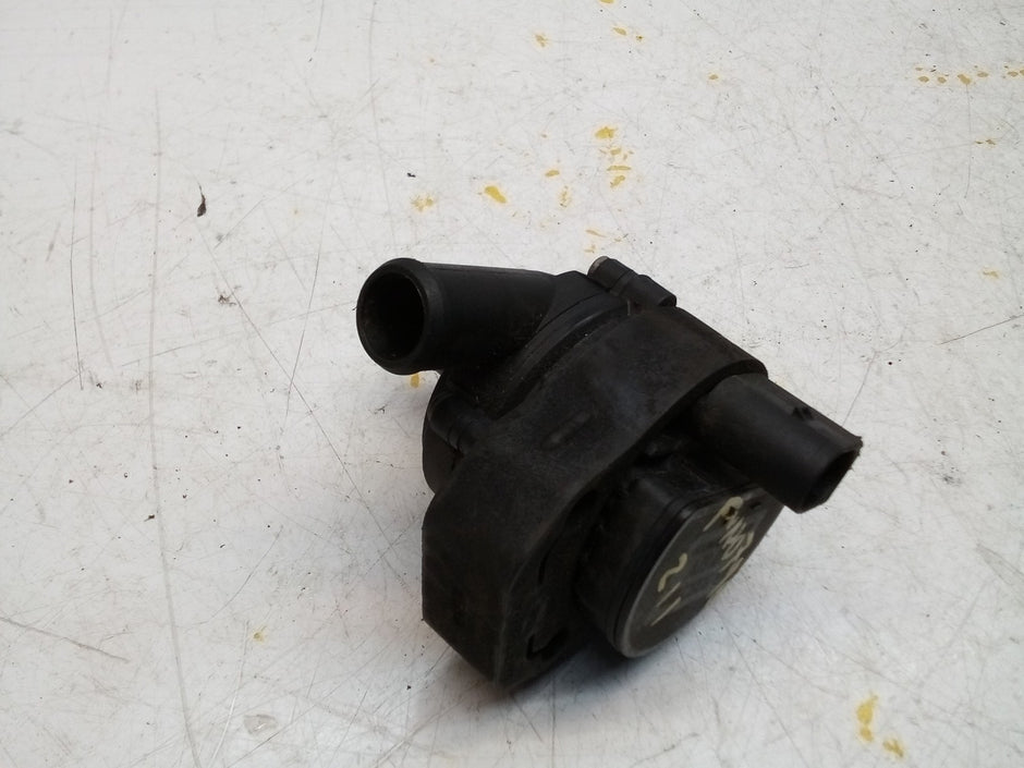 Mercedes E-CLASS W211 ELECTRIC COOLANT WATER PUMP A2118350028 FM00796