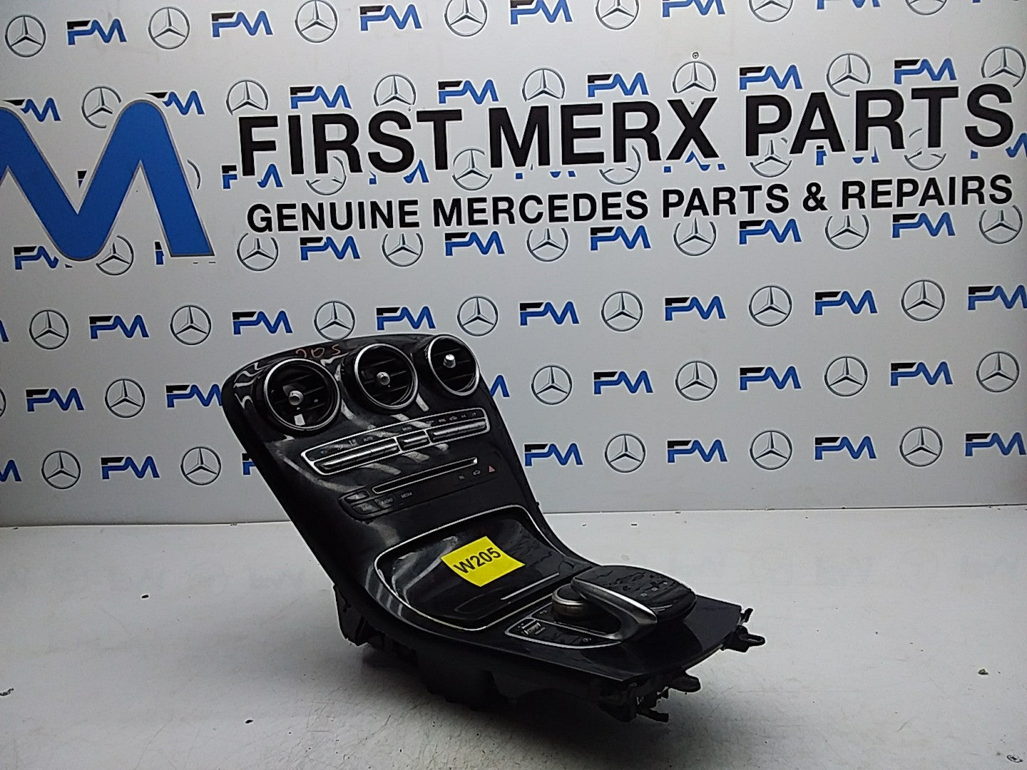 2014 ONWARDS MERCEDES C-CLASS W205 CENTRE  CONSOLE  A2056805107 FMK17
