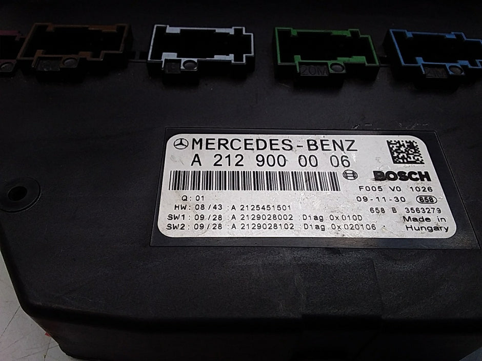 Mercedes E-CLASS W212 Fuse  Box RELAY A2129000006 FMF98